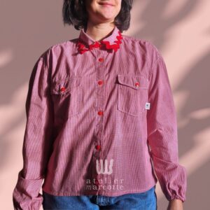 Chemise upcyclée Romy - vichy rouge et col croquet rouge vintage